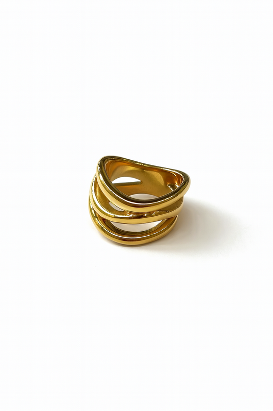 TRIPLE WAVE RING