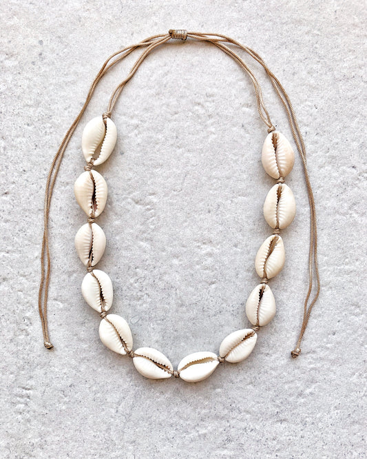 SIMPLE SHELL NECKLACE