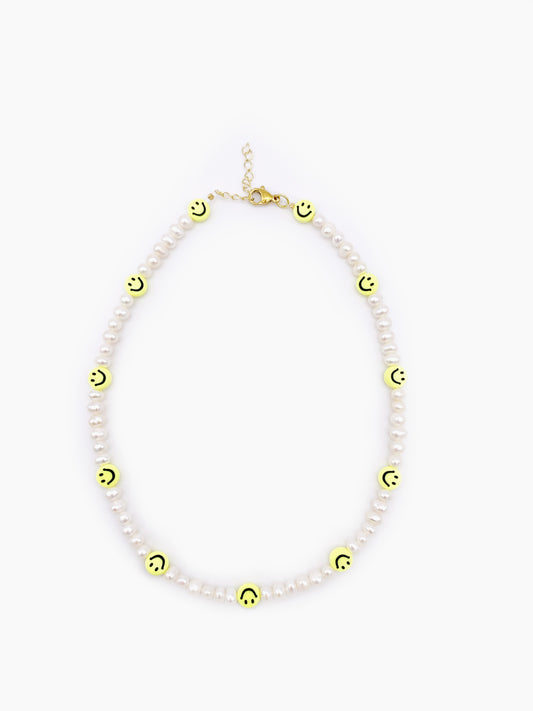 SMILES PEARLS NECKLACE